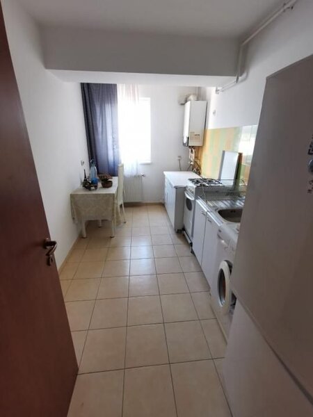 Vitan Barzesti, Hotel Rin, garsoniera